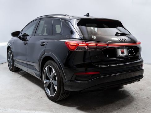Used 2024 Audi Q4 e-tron Prestige AWD/4WD image 3