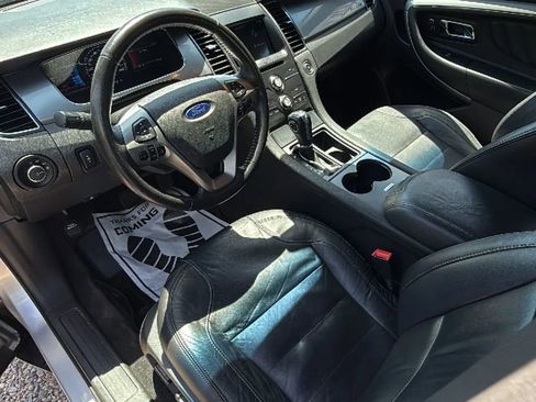 Used 2018 Ford Taurus SEL w/ Equipment Group 201A AWD/4WD image 21