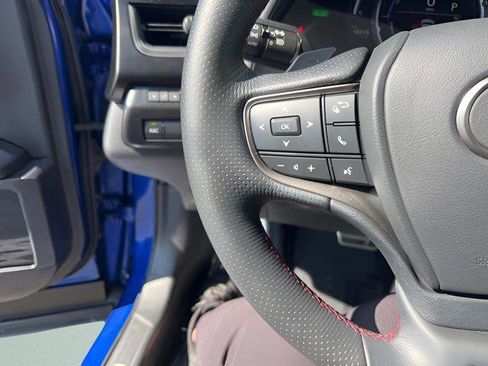 Used 2024 Lexus UX 250h F Sport AWD/4WD image 18