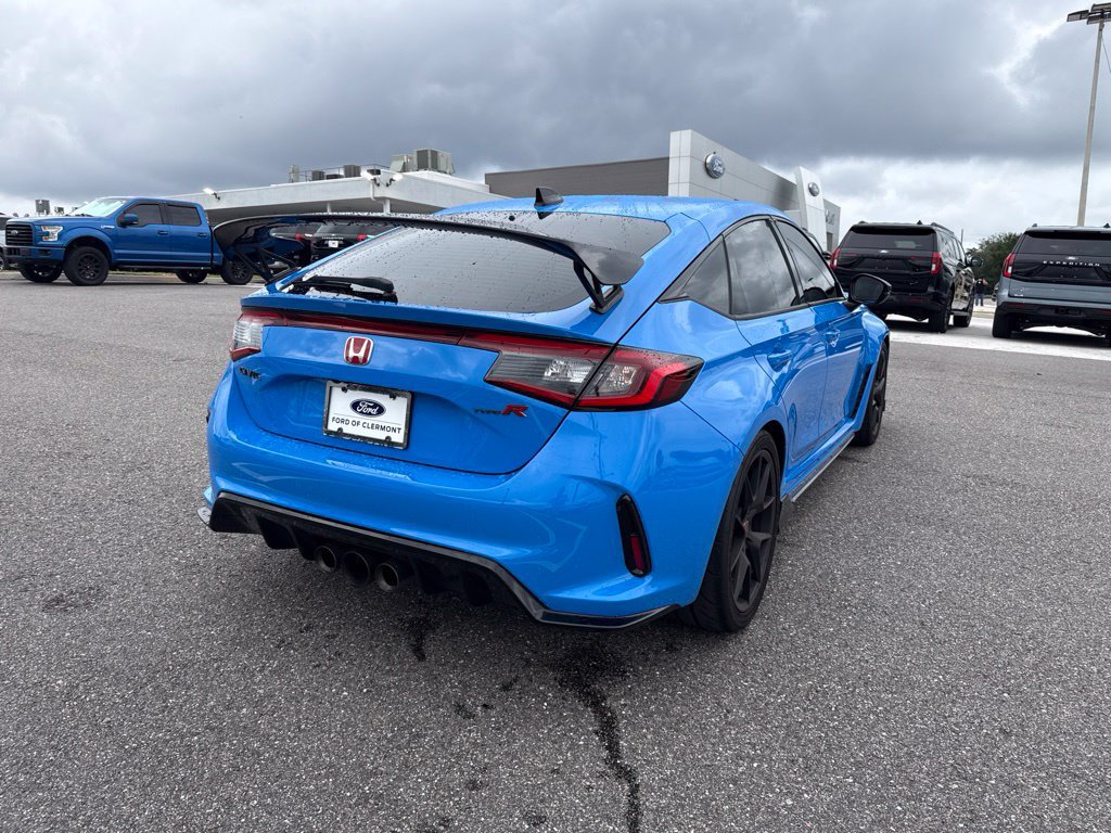 Used 2025 Honda Civic Type R image 2