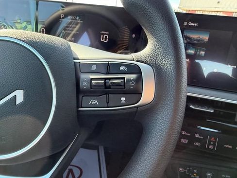 New 2026 Kia K5 LXS FWD image 10