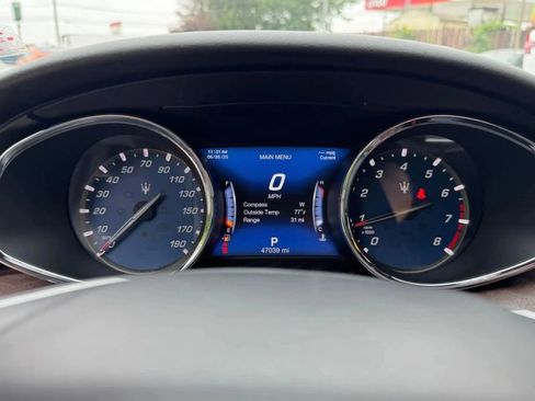 Used 2018 Maserati Quattroporte S RWD image 14