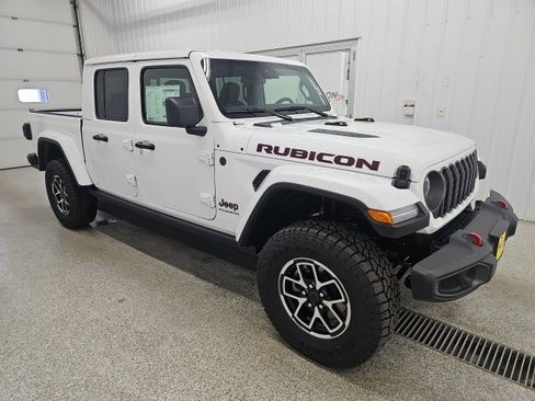New 2025 Jeep Gladiator Rubicon w/ Safety Group image 5