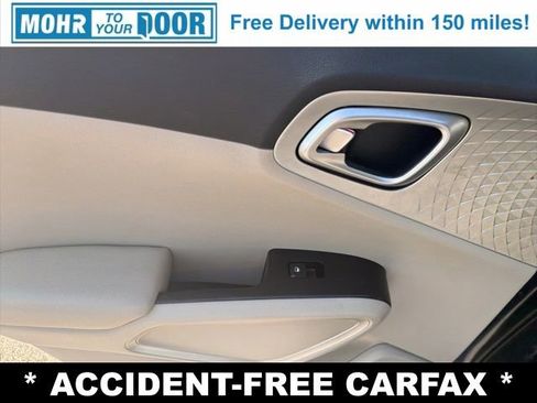 Used 2021 Kia Soul LX FWD image 30
