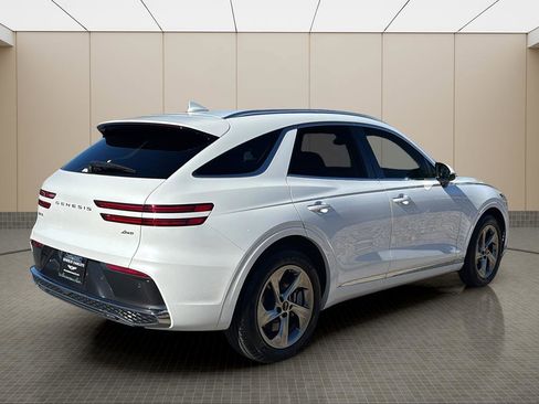Used 2026 Genesis GV70 2.5T image 5