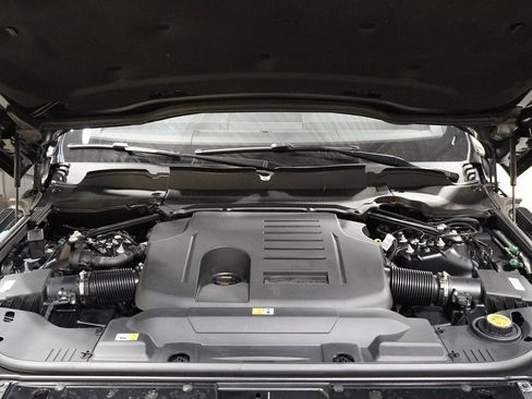 Used 2022 Land Rover Range Rover image 42