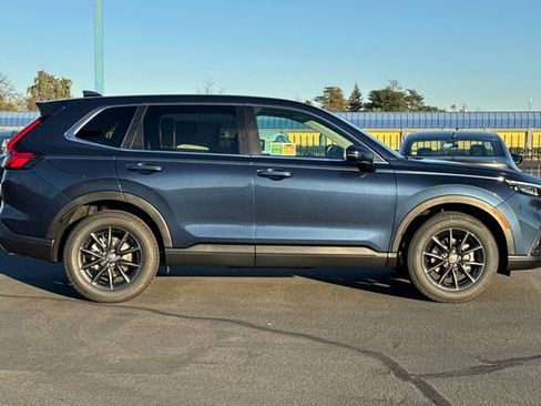 New 2026 Honda CR-V EX-L image 3