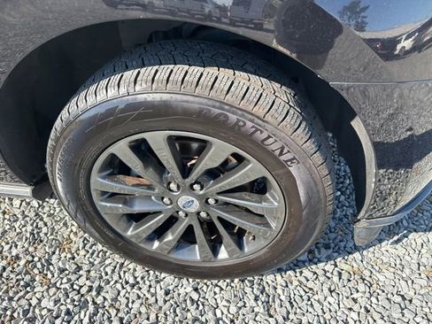 Used 2020 Ford Expedition Max Limited RWD image 8