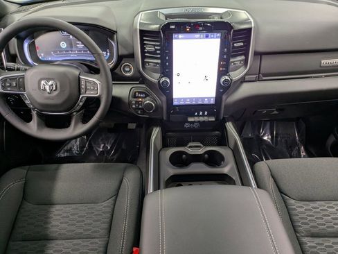 Used 2025 RAM 1500 Big Horn AWD/4WD image 24