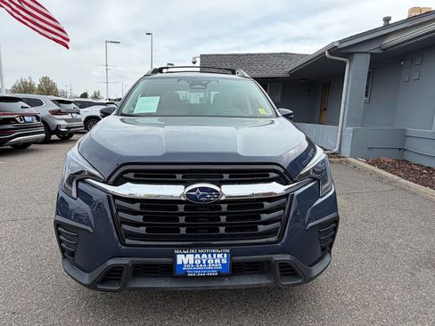 Used 2023 Subaru Ascent Premium w/ Convenience Package image 2