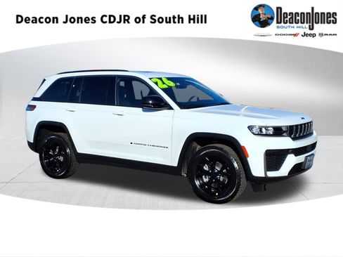 New 2026 Jeep Grand Cherokee Altitude image 1