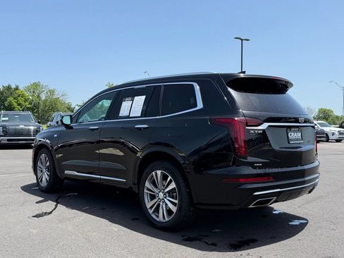 Used 2023 Cadillac XT6 Premium Luxury AWD/4WD image 8