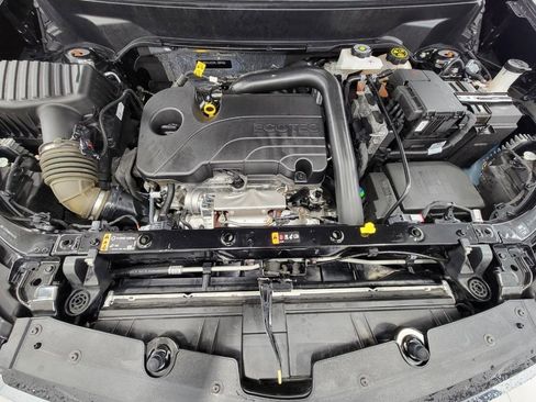 Used 2024 Chevrolet Equinox LT w/ LPO, Floor Liner Package AWD/4WD image 8