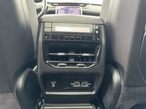 Used 2021 Jeep Grand Cherokee L Limited image 43