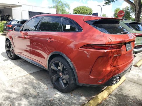 Used 2021 Jaguar F-PACE SVR AWD/4WD image 5