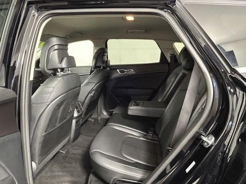 Used 2026 Kia Sportage EX image 18