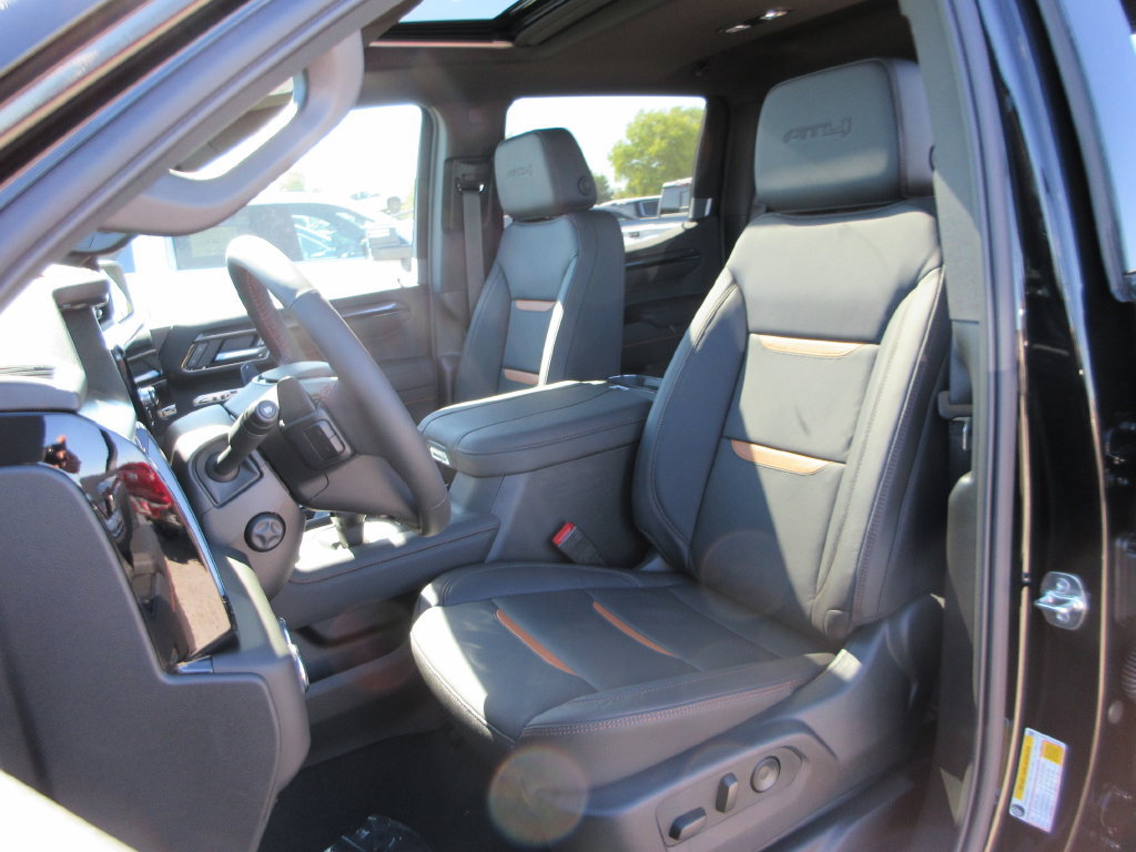 New 2026 GMC Sierra 1500 AT4 w/ AT4 Premium Package AWD/4WD image 16