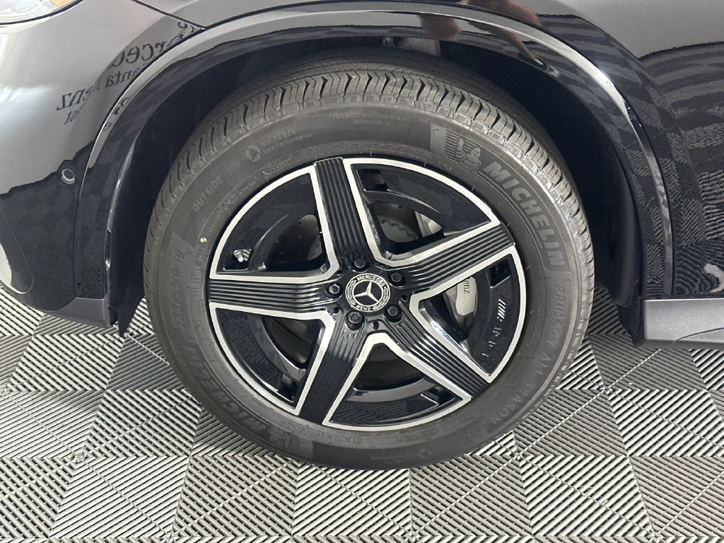 Certified 2026 Mercedes-Benz GLC 300 image 12
