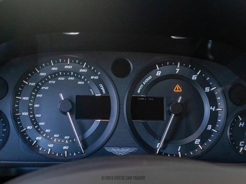Used 2014 Aston Martin Vanquish Coupe RWD image 23