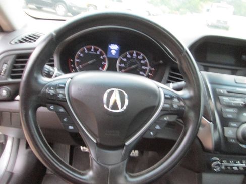 Used 2014 Acura ILX w/ Premium Package FWD image 34