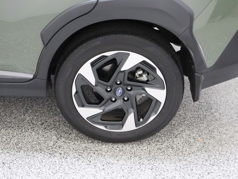 Used 2024 Subaru Crosstrek 2.5i Limited w/ Popular Package #3A AWD/4WD image 10