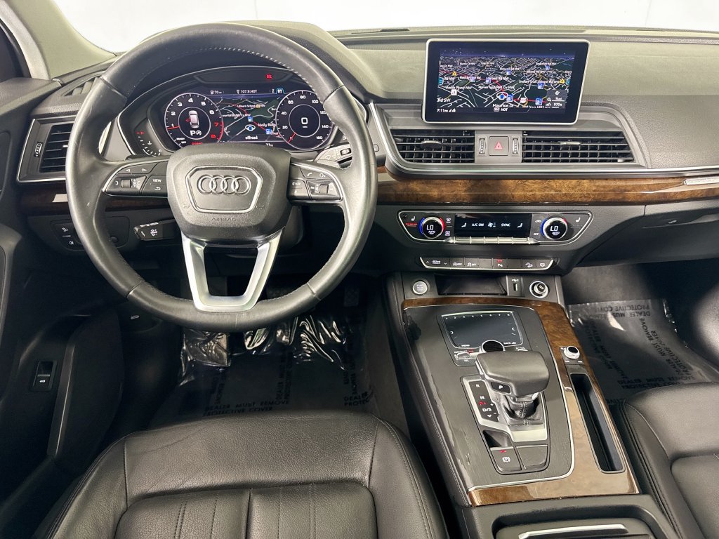 Used 2019 Audi Q5 2.0T Premium Plus w/ Premium Plus Package AWD/4WD image 28