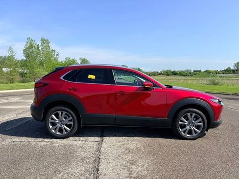 Used 2023 MAZDA CX-30 AWD 2.5 S w/ Premium Package image 6