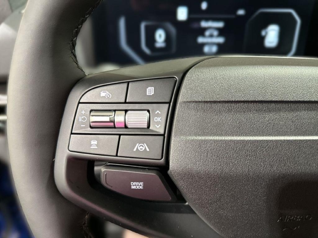 New 2026 Kia Sportage SX FWD image 32
