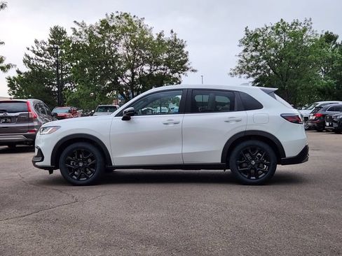 Used 2025 Honda HR-V Sport image 2