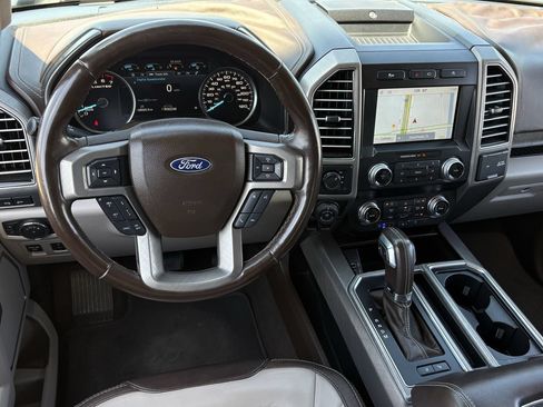 Used 2020 Ford F150 Limited w/ Trailer Tow Package AWD/4WD image 13