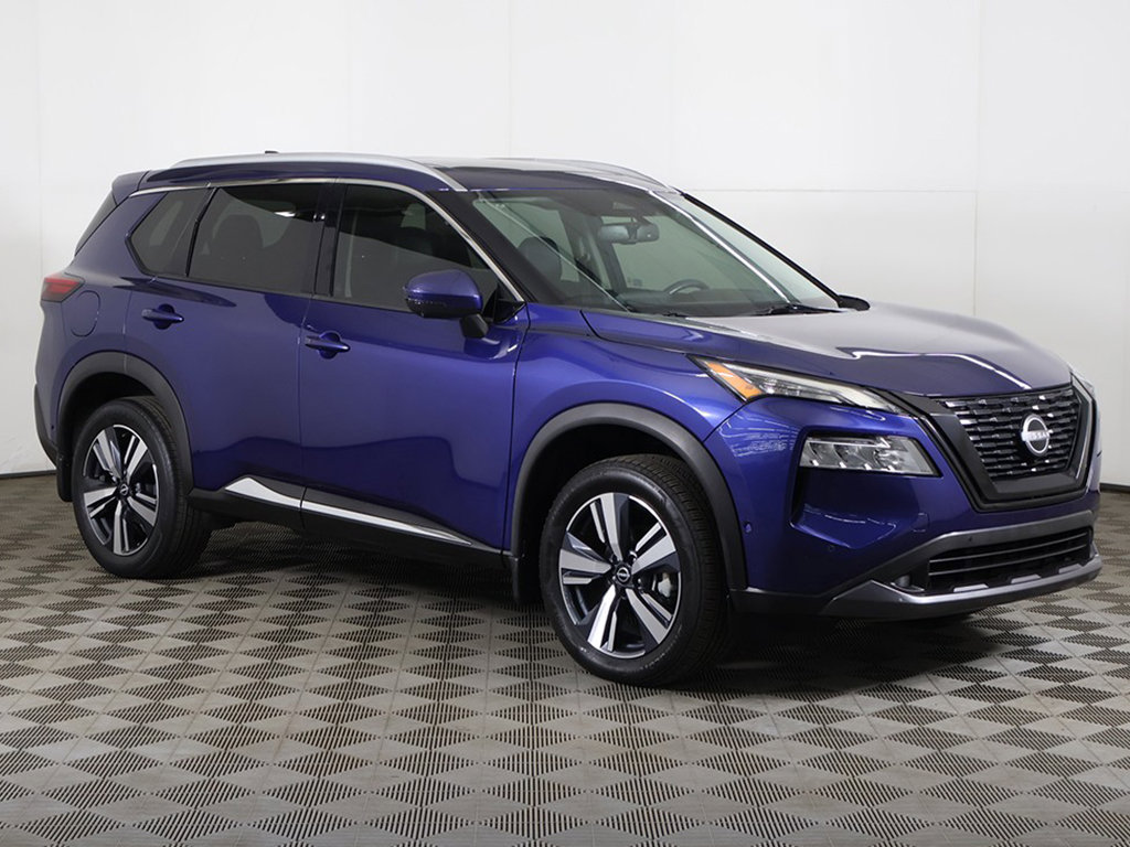 Used 2023 Nissan Rogue SL w/ SL Premium Package FWD image 2