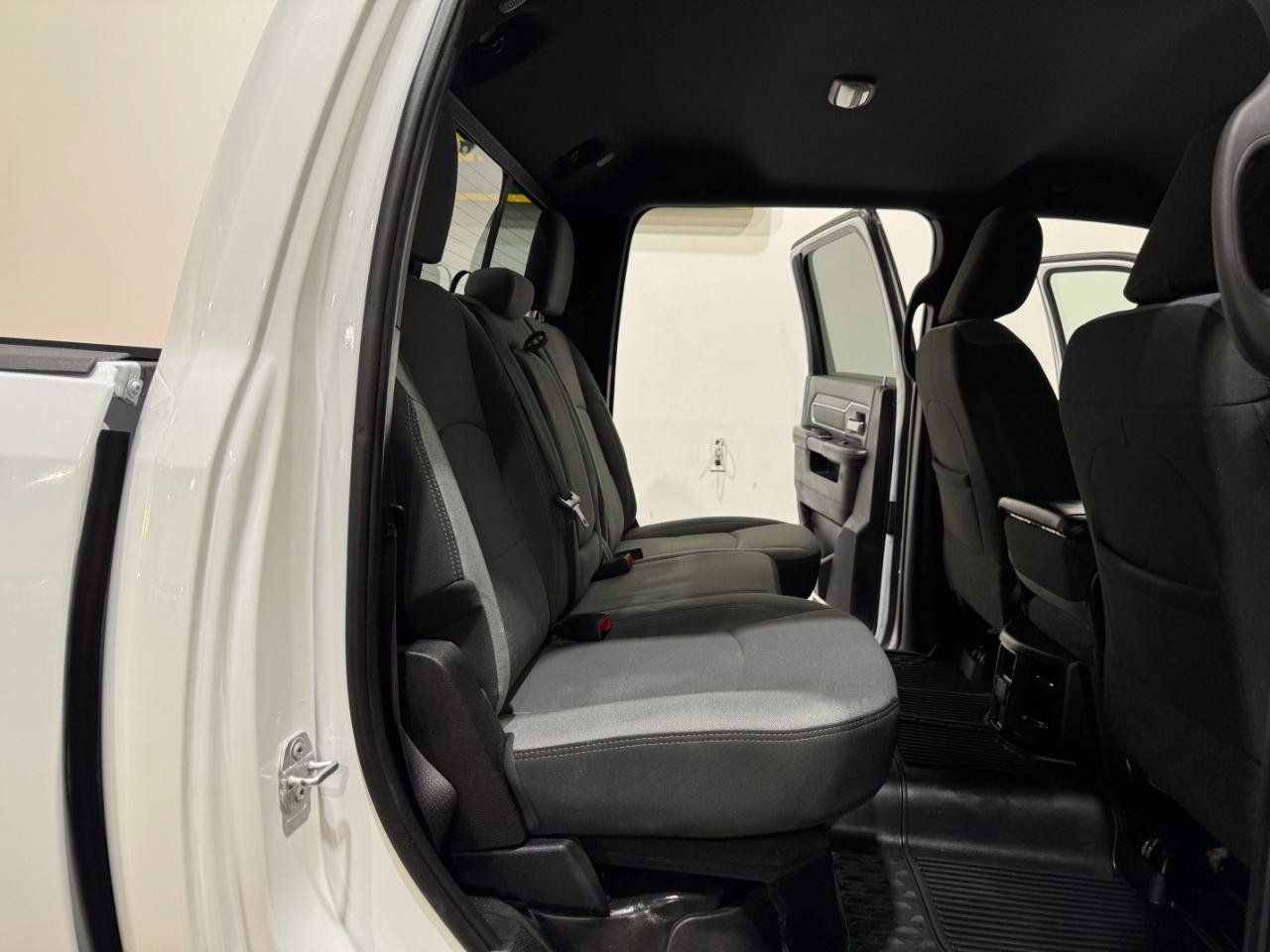 Used 2022 RAM 2500 Lone Star w/ Level C Equiment Group AWD/4WD image 14