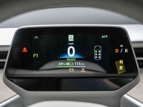 New 2025 Volkswagen ID. Buzz Pro S Plus AWD/4WD image 25