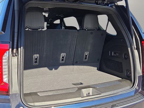 Used 2023 GMC Yukon Denali w/ Denali Reserve Package image 9