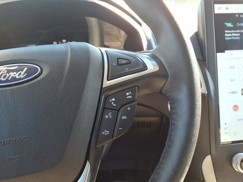 Certified 2022 Ford Edge SEL w/ Convenience Package image 17