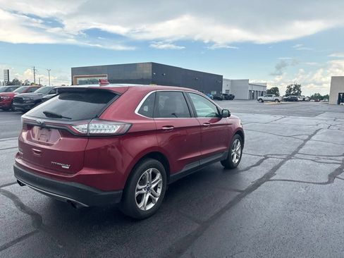 Used 2017 Ford Edge Titanium w/ Equipment Group 301A FWD image 10