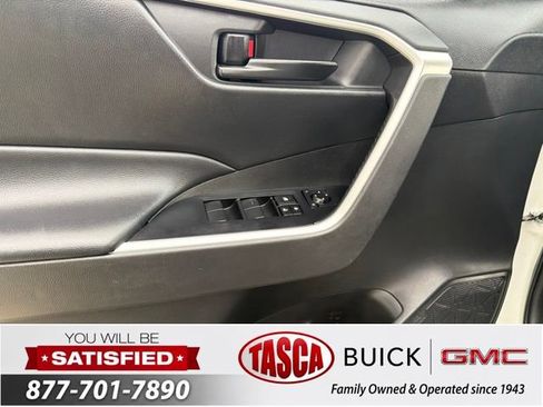 Used 2023 Toyota RAV4 LE FWD image 13