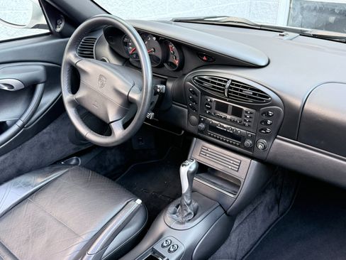 Used 2000 Porsche Boxster RWD image 29