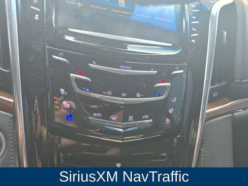 Used 2019 Cadillac Escalade Luxury w/ LPO, Radiant Package AWD/4WD image 34