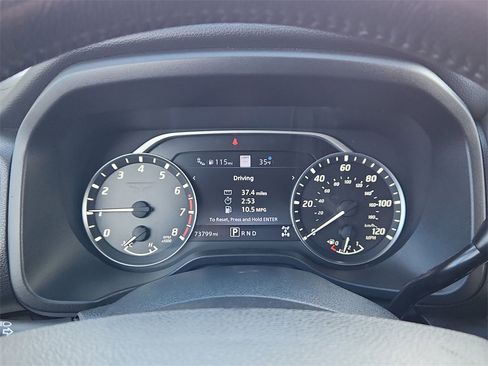 Used 2020 Nissan Titan SV w/ SV Convenience Package image 16