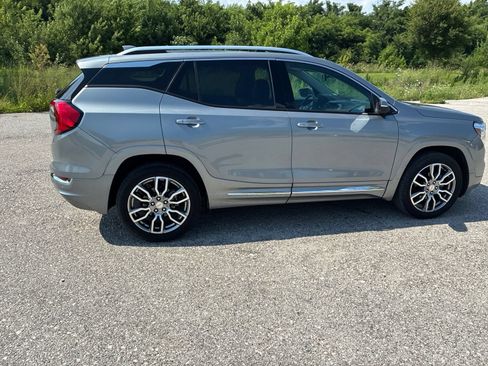 Used 2024 GMC Terrain Denali w/ Denali Premium Package AWD/4WD image 16