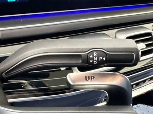 New 2025 Mercedes-Benz GLE 63 AMG S image 18