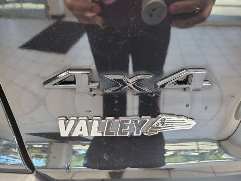 Certified 2023 Jeep Cherokee Altitude Lux AWD/4WD image 16