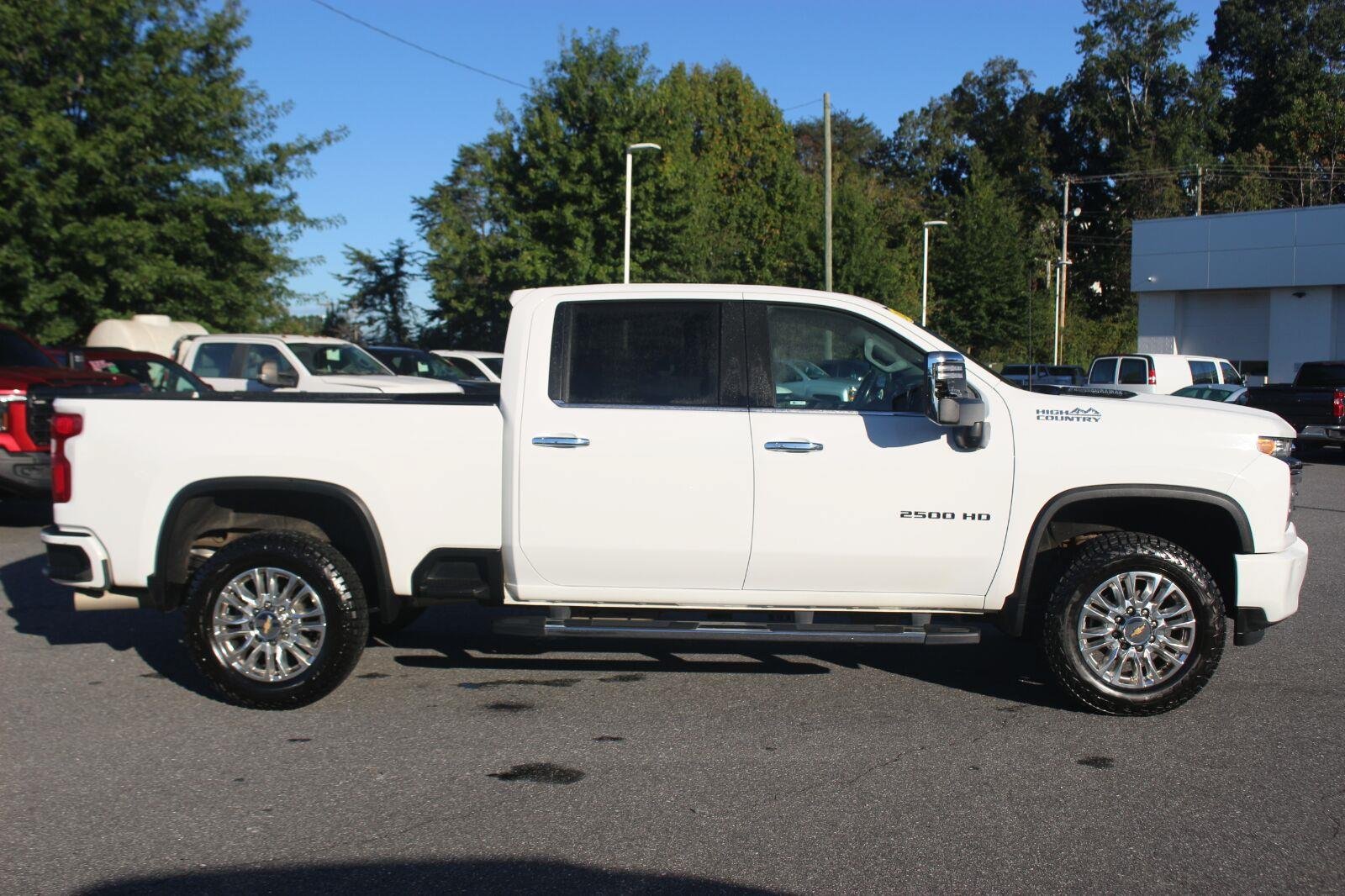 Used 2021 Chevrolet Silverado 2500 High Country AWD/4WD image 8