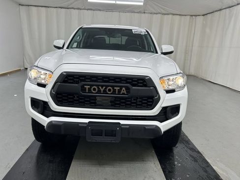 Used 2023 Toyota Tacoma 4x4 Double Cab w/ Trail Edition image 3