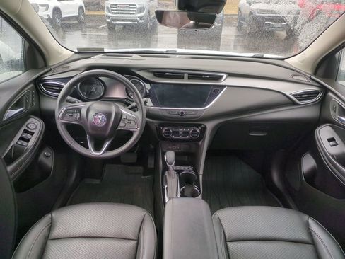 Certified 2022 Buick Encore GX Essence w/ Advanced Technology Package image 9