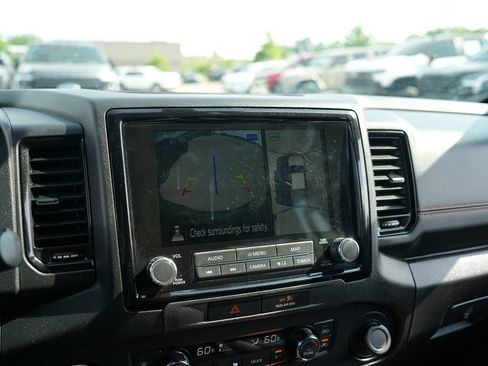 Used 2023 Nissan Frontier PRO-4X w/ Pro Convenience Package AWD/4WD image 15