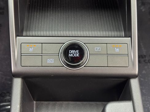 Used 2025 Hyundai Kona SEL image 31