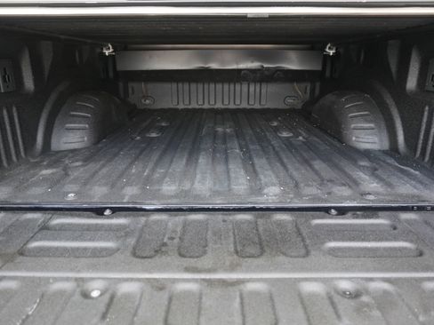 Used 2021 Ford F250 Lariat image 31