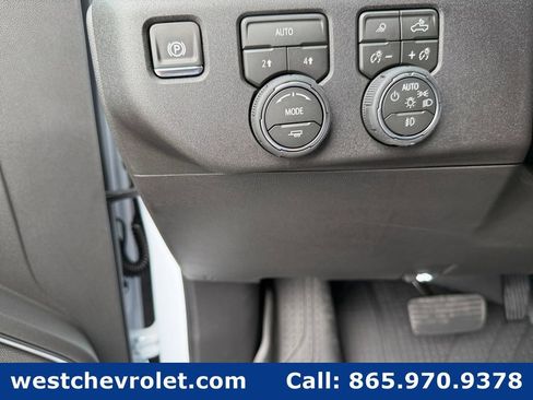 New 2026 Chevrolet Silverado 1500 LTZ w/ LTZ Premium Package AWD/4WD image 25